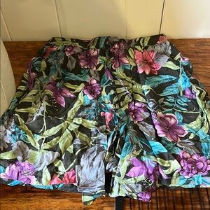 Vintage Floral Patterned Shorts